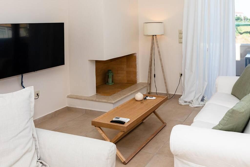 Olea House Kyparissia 80M From The Sea Villa Bagian luar foto